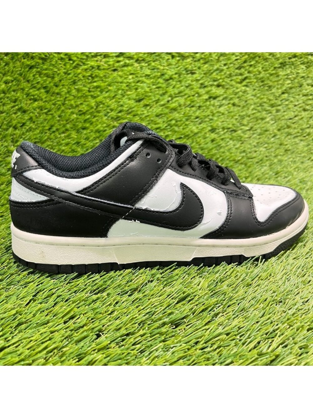 Nike Dunk Low Retro Womens Size 7.5 Black White Athletic Leather Shoes Sneakers